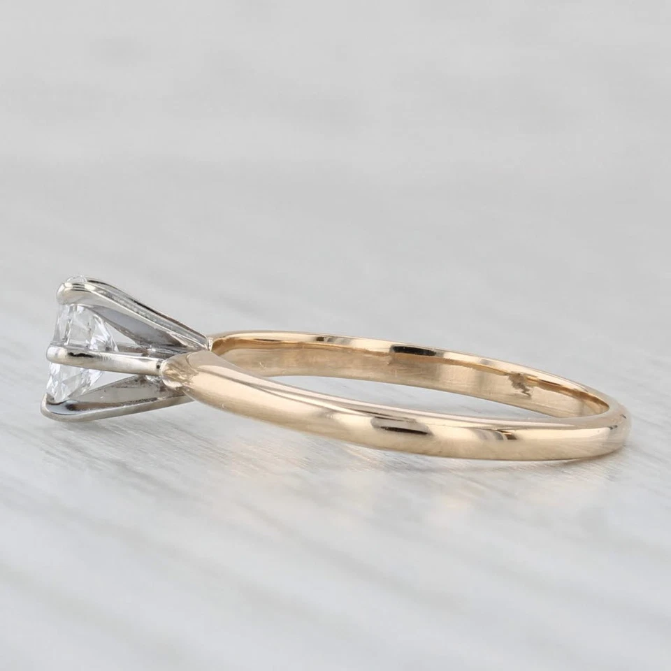 Anillo de compromiso solitario de diamantes ovalados de 0,40 quilates de oro amarillo de 14 k talla 8 Foto 3 de 4