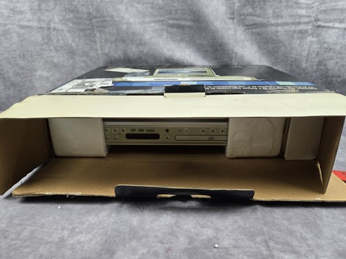 Polaroid FDM-0700A 7" Under The Cabinet LCD with DVD Player |  Opened Box - Picture 6 of 13