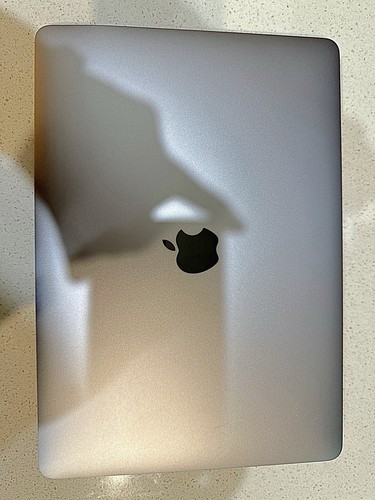 2020 Apple MacBook Pro TouchBar/ID Intel@Core™i5*256GB SSD*8GB* macOS*13-In#3173 - Picture 9 of 11