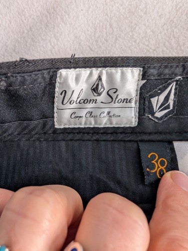 Volcom Vintage Mens Chino Shorts Size 38 Check Plaid Y2K Skater Surf Wear In EUC - Picture 5 of 10