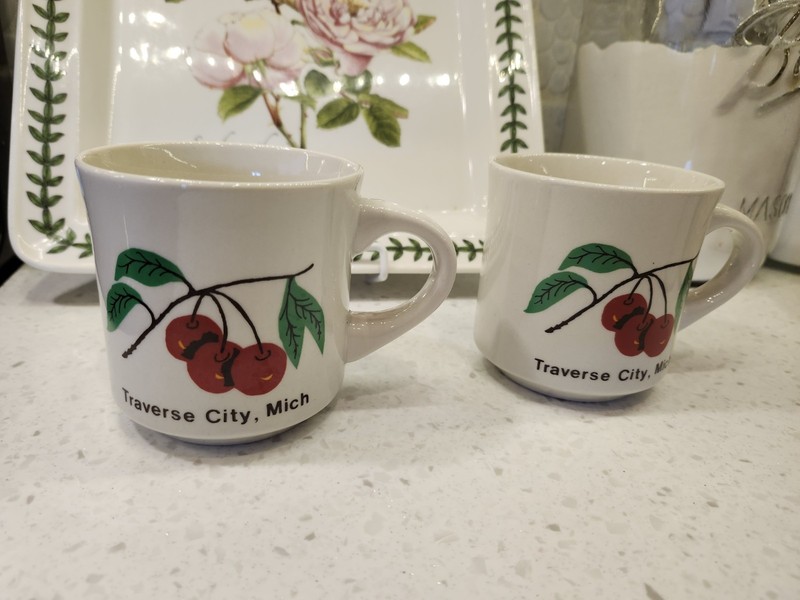 2 Traverse City Michigan Mugs Cherries Nice Hefty Diner Quality Pottery Umarked
