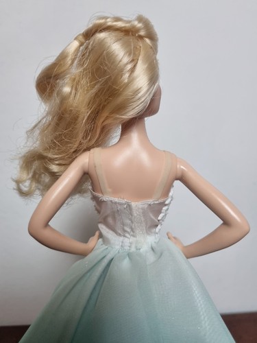 BARBIE doll HAPPY HOLIDAY magia delle feste MATTEL 2016 COLLECTOR - Imagen 5 de 7