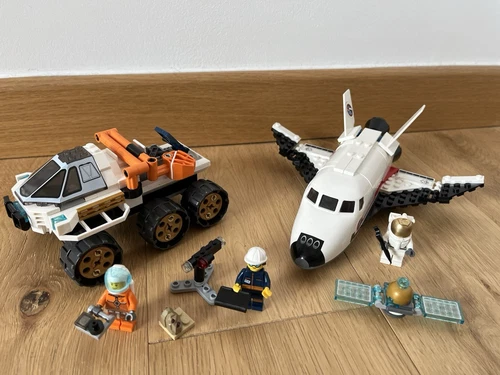 LOT LEGO CITY ESPACE 60225 LE VEHICULE D'EXPLORATION + 60078 LA NAVETTE SPATIALE