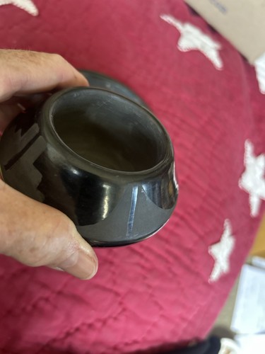 San Ildefonso Pueblo Blackware Pottery Lupita Martinez 3 3/4” Diam Excell Cond. - Picture 12 of 14