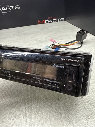 Kenwood KDC-BT558U  Bluetooth CD/MP3/USB Car Receiver - Picture 3 of 10
