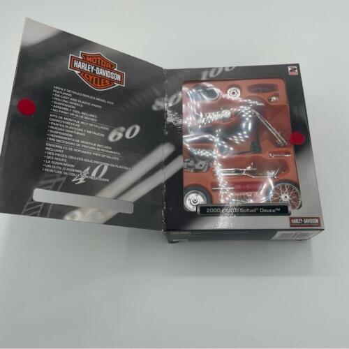 Neu im Karton MAISTO HARLEY DAVIDSON 2000 FXSTD Softail Deuce MOTORRADMODELL - Bild 2 von 5