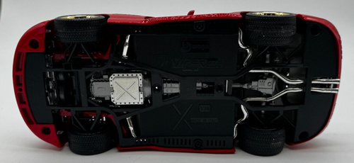 Bburago Viper Dodge GT5 Coupe 1/18 Scale Diecast Red - Picture 4 of 4
