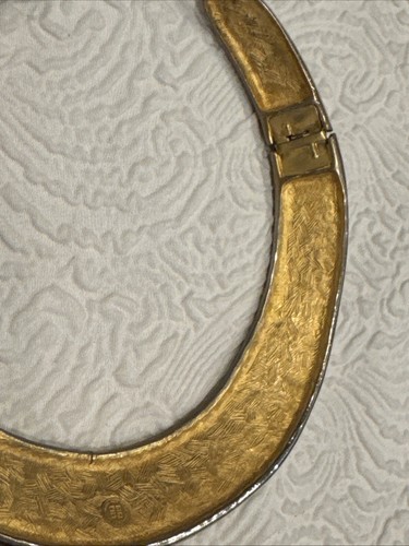 GIVENCHY VINTAGE SIGNIERT VERGOLDET SCHARNIER HALSBAND HALSKETTE 100 % authentisch - Bild 19 von 24