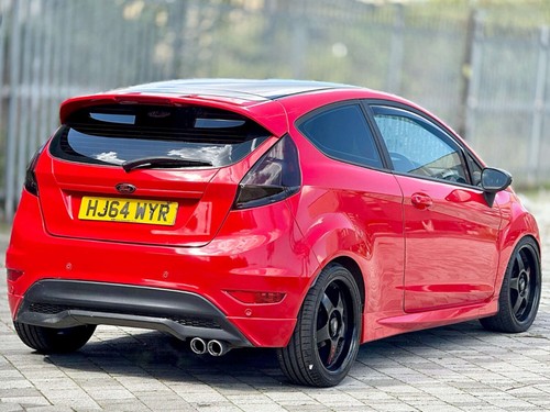 2014 Ford Fiesta 1.0 Fiesta Zetec S Red Edition 3dr Hatchback Petrol Manual - Picture 22 of 24