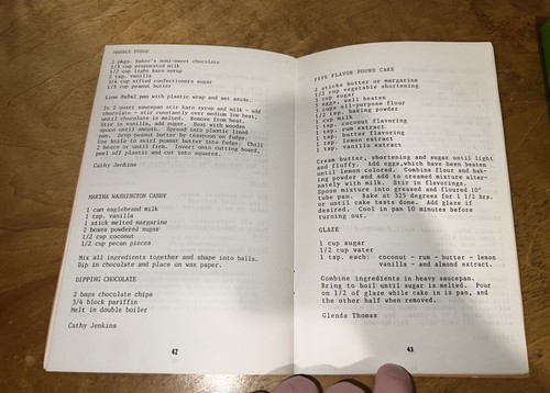Vintage University Of TN Medical Center Knoxville Staff 12 E. Pavilion Cookbook - Picture 8 of 10