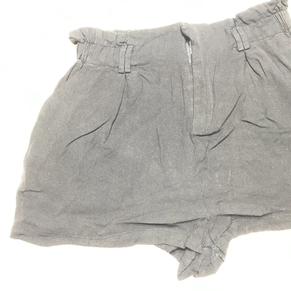 New Look Shorts Womens Size Large Black Paper Bag Waist Lightweight Rayon Fabric - Image 4 of 4