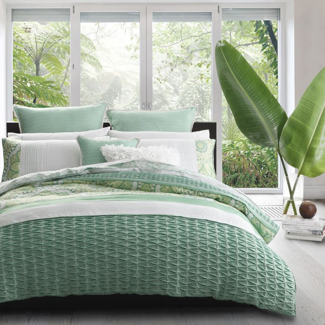 Logan And Mason Opium Red Asian Inspired Queen Size Bed Doona