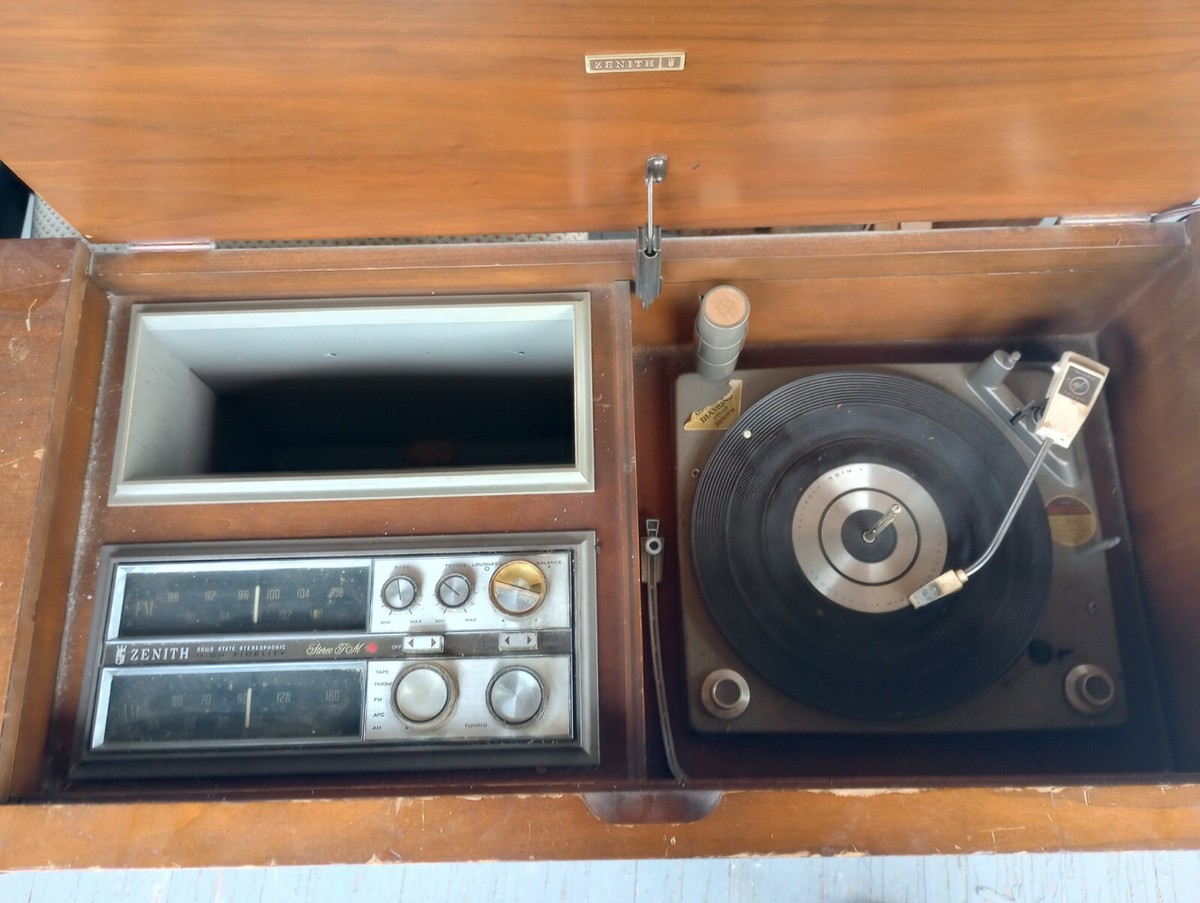 Vintage 1966 ZENITH MN2608 Stereo Console Credenza Record