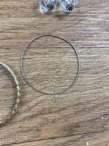 Vintage 80s pierced earrings And Bracelets gold tone metal - Picture 10 of 11