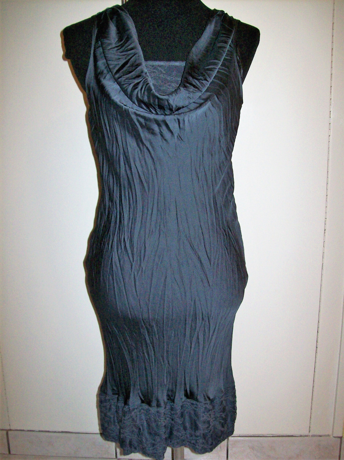 Bild 1 von 4