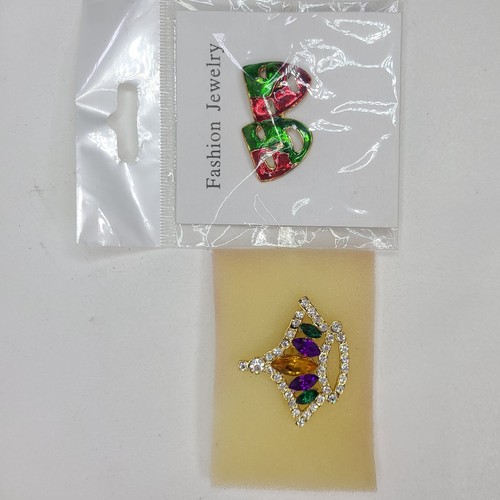 Mardi Gras Brooch lot of 6 pin clips Mask Fish Fat Tuesday Crown - Picture 3 of 5