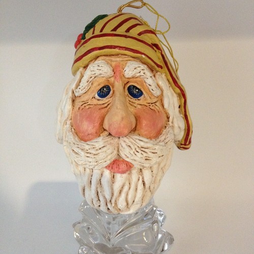 VTG Vicki Thomas Whimsical Santa Claus Ornament 1998 Enesco Hand painted Signed - Picture 3 of 7