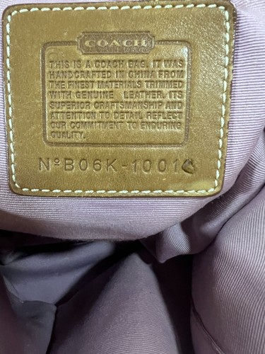 Vtg Coach Y2K Signature Metallic Gold Shoulder Bag Leather Purse  Brass Accents - Bild 6 von 11