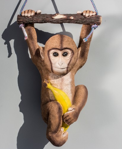 Hanging Monkey Statue Banana Yard Garden Figurine Chimpanzee Tree Branch Decor - Picture 3 of 6