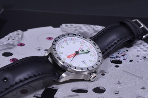 PULSERA RELOJ 22 20 18MM NEGRO AUTÉNTICO CUERO BLACK PADDED I MA CORREA - Imagen 11 de 12