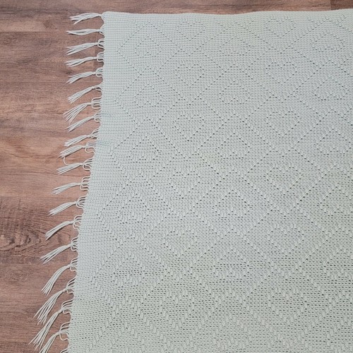 Afghan Handmade Crochet Throw Heart Design Blanket w Fringe 43x65 Lt Green - Picture 2 of 7