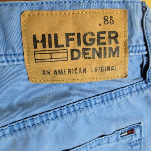 HILFIGER Denim Regatta Blu PANTALONCINI SCANTON Uomo Chino Bermuda 33W 12L Logo Bandiera - Foto 16 di 24