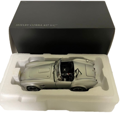 京商 1/18 SHELBY COBRA 427 S/C シルバー Amazon.com: Shelby Cobra 427 S/C Silver Metallic with White