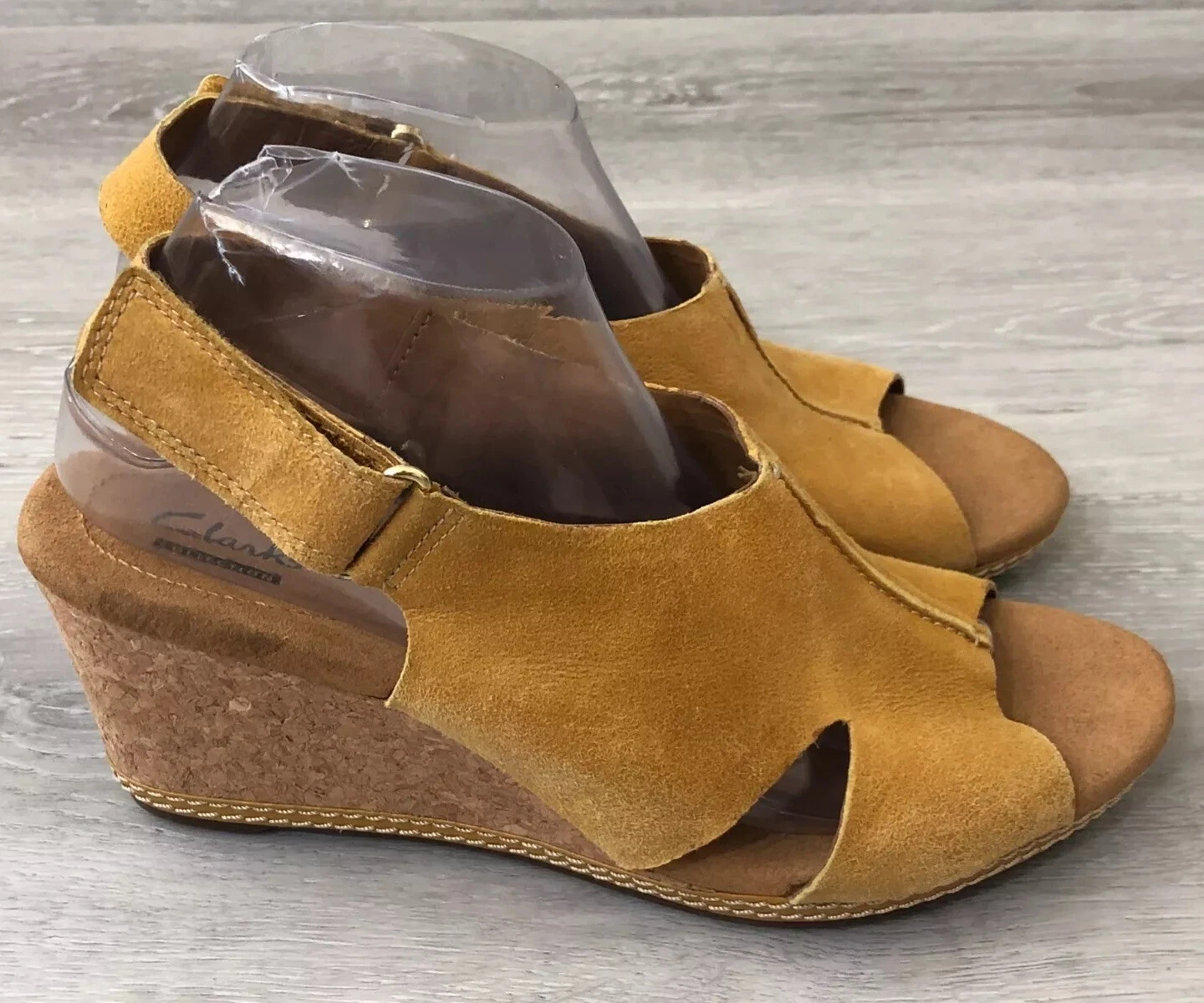 Clarks Helio Float sandalo donna marrone 10 pelle slip on zeppa tacco slingback
