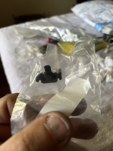 Genuine BMW E36 Side Molding Retention Clip 51138144998 NEW