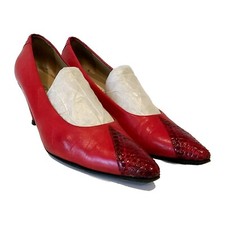 Gucci Red Aligator Design kitten Heel Pumps Women's Shoes Size 36.5