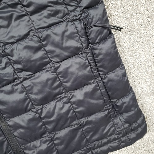 the North Face Vest Mens Medium Black Thermoball Eco 2.0 Quilted Puffer Jacket * - Picture 4 of 12