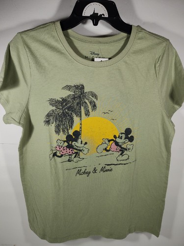 Disney Mickey and Minnie Mouse On Beach Women's Small Green Graphic T-Shirt NWT - Picture 1 of 8