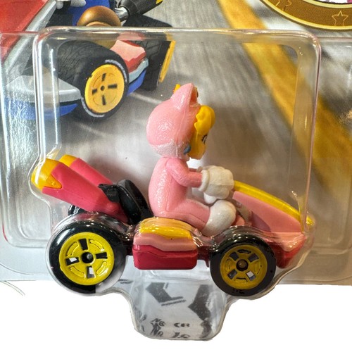 Cat Peach Standard Kart Hot Wheels Mario Kart Diecast Slightly Damaged Package - Picture 3 of 7
