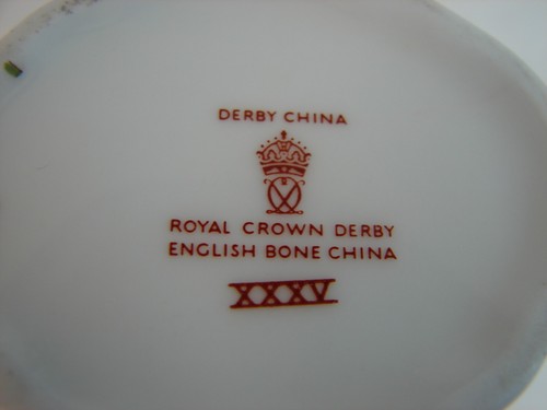 Royal Crown Derby Bone China Derby Posies Creamer and Sugar Bowl Surrey Orig Box - Picture 9 of 10