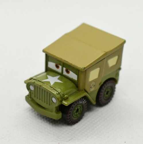 Disney Pixar Cars Sarge 1942 Willys Segunda Guerra Mundial Ejército Jeep Modelo a escala 1,5" - Imagen 1 de 5