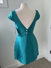 NWT SHERRI HILL sz 10 Short V back Mikado Dress Rhinestone Buttons Emerald 52182