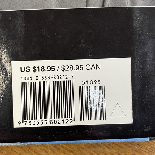 Nora Roberts Sacred Sins & Brazen Virtue HC W/DJ - D.C. Detectives Series 1-2 - Picture 15 of 24