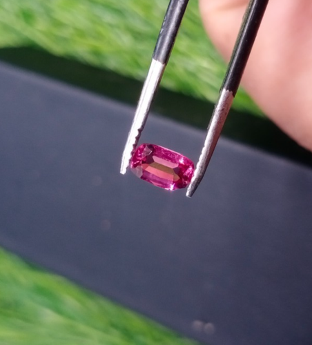 1 Ct Natural Cut Rhodolite Garnet Top Luster Loose Gemstone From Pakistan - Picture 1 of 13