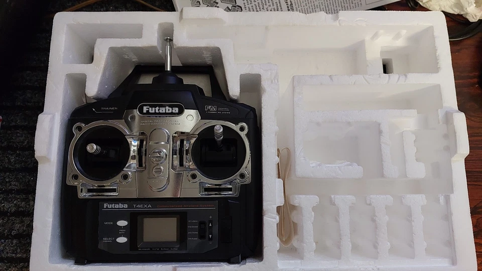 radio commande rc Futaba 4EX - Photo 2/3