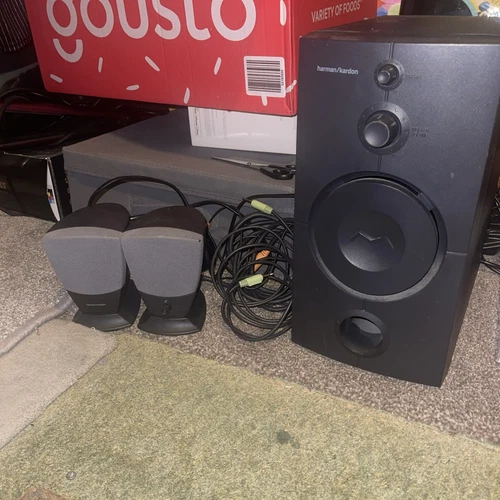 Harman Kardon Desktop Speakers And Subwoofer HK395