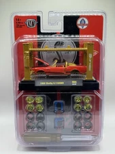 M2 Machines 1968 Shelby GT 500KR w/ Lift, Parts and Tools - 1:64 Diecast Car