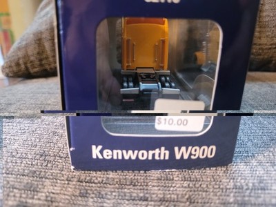 Norscot HO/1:87 'Kenworth W900 Semi-Truck w/Sleeper' Yellow #62110