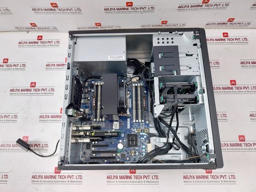 Stacja robocza HP Z440 100-240V/9,5A 50-60 HZ 700W 8GB 1RX8 PC4-2666V-RD1-11 - Zdjęcie 16 z 24