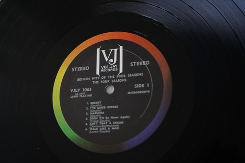 BEATLES VS THE FOUR SEASONS 1964 INSANELY RARE FIRST PRESS STEREO W/ POSTER - Picture 16 of 22