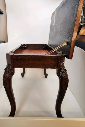 Vintage Vanity Wood Bench, stained hardwood, piano, organ. Duet. With Storage - Picture 11 of 18