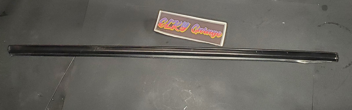 S13 240SX 180SX Silvia Right Door Belt Seal Window Molding Trim