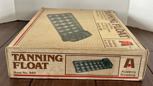 Raro de colección. "Flotador de piscina de bronceado Academy Broadway material de PVC de alta resistencia 78"" X 28""" - Imagen 8 de 13