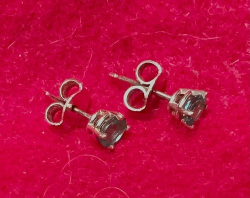 14K Gelbgold Mini Oval Peridot 4 mm Ohrstecker 0,7 gm - Bild 7 von 10