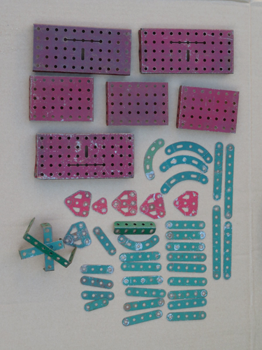 Meccano - Pre-war Red and Green Parts
