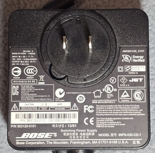 Bose SoundDock Portable Digital Music System With Bag/Remote/Adapter | N123 - Picture 10 of 24